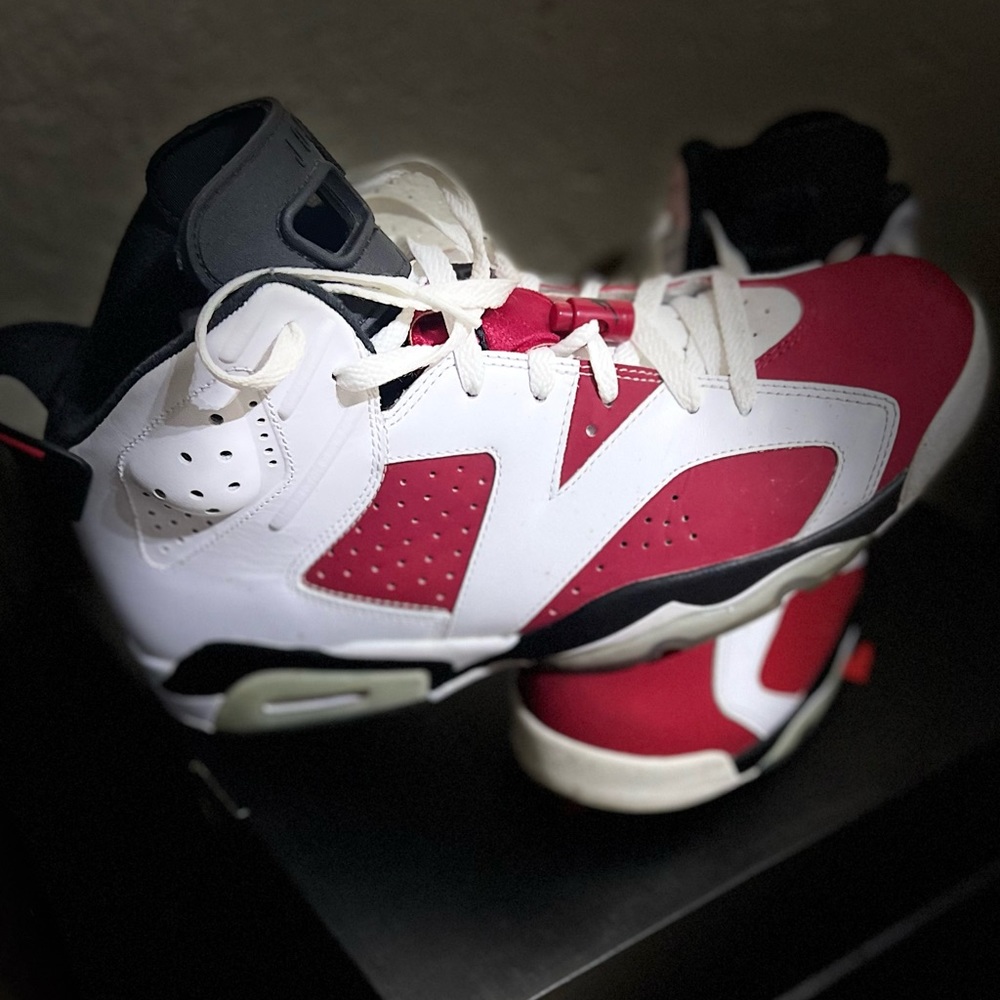 Pre owned 2014 Jordan retro 6 “Carmines” Size 10 - Picture 5 of 7